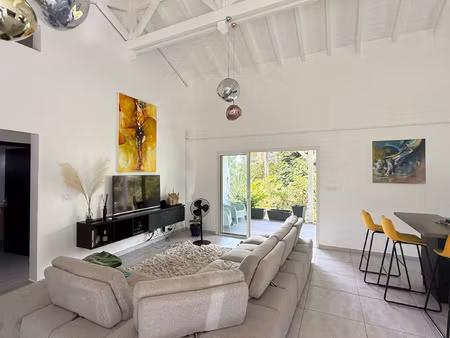 location maison 4 pièces 110 m² à les abymes (97139)