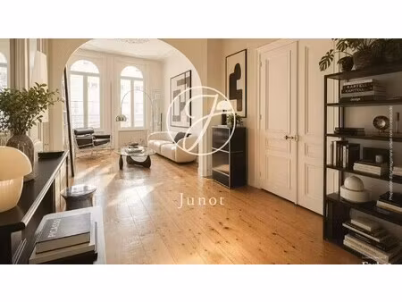 maison de luxe à vendre à lille : 600 000 € | 150m²
