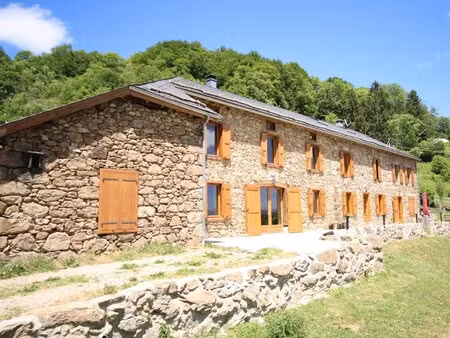 maison de luxe à vendre à tarascon-sur-ariège : 1 260 000 € | 270m²