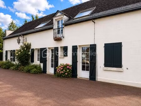 maison de 215 m² à saint-laurent-en-gatines