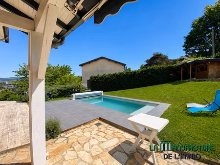 villa de type f6 - 140m2 habitable - piscine / garage / terr