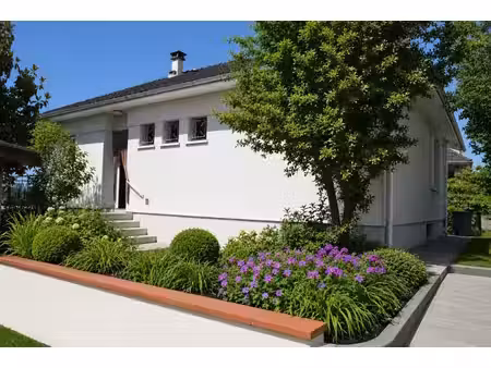 lafrançaise 82130   entre montauban et moissac: maison plain-pied 82 m²  5 pièces   3 cham