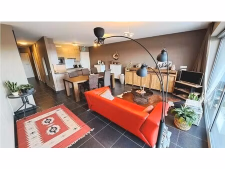 recent 2-slaapkamerappartement met terras te koop in brugge