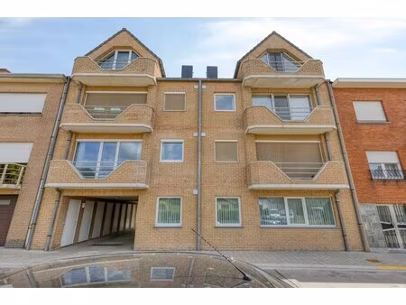 instapklaar appartement in een groene omgeving met garage