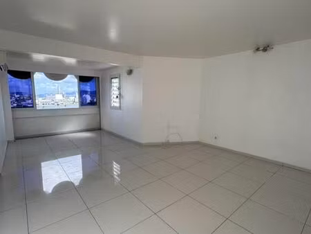 appartement 4 pièces 99 m²