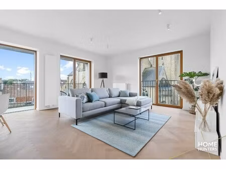 luxueus appartement met zonnig terras in het hart van het historische stadscentrum van iep