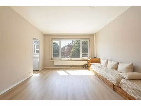 opgefriste studio vlakbij het groen kwartier