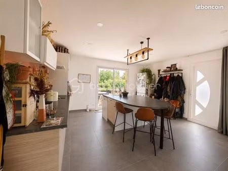 maison 5 pièces 106 m²