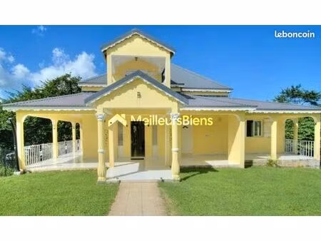 maison 7 pièces 269 m²