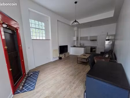 à vendre à aulnay-sous-bois  appartement 2 pièces de 47 m² situé en rez-de-chaussée  idéal