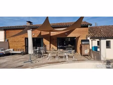 maison 5 pièces 160 m²