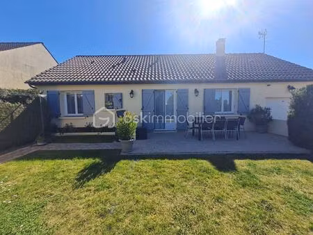 maison traditionnelle de 515 m² à cannes-ecluse