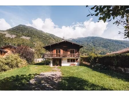 joli chalet proche du centre village de samoëns