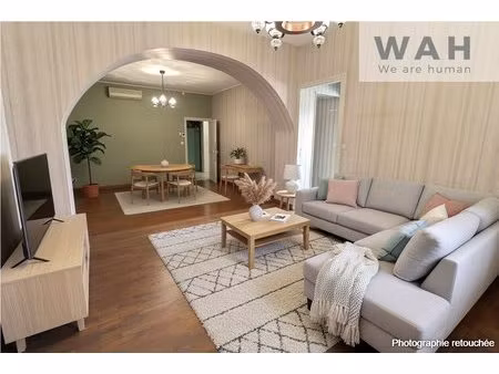 vente maison de ville 140m2 6 pièces avec cour de 20m2 - 34400 lunel
