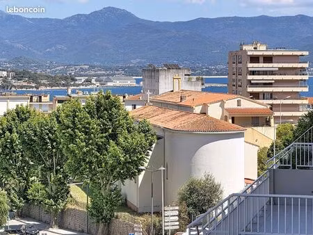 appartement 4 pièces 97 m²