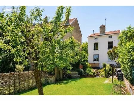 maison 6 pièces 152 m²