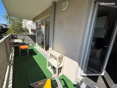apt 3p 60m2 terrasse ouest 11m2 proche metro 14 et rer