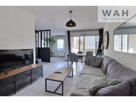à vendre appartement 2 pièces de 42 5 m2 avec terrasse et parking - sète