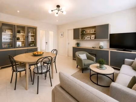 appartement traversant de 69 93 m²