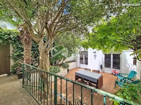 maison 6 pièces 103 m²