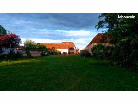 maison de maître 8 chambres avec piscine à héry