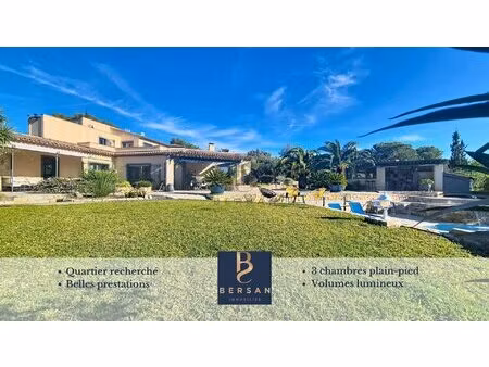 villa - quartier recherché à valescure saint raphaël proche des commerces et golfs