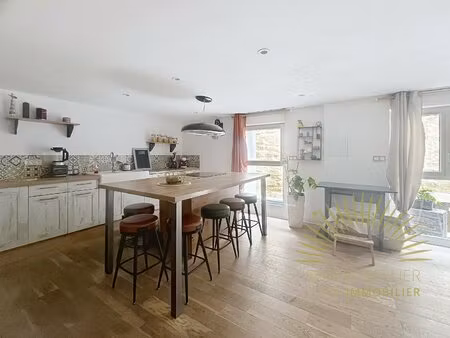 maison de 124 m2 avec 3 chambres avec excellent rapport locatif