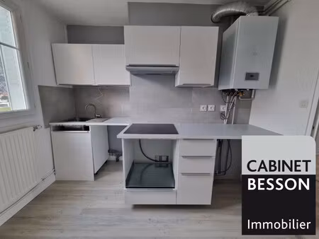location appartement 4 pièces 64m² st egreve 38120