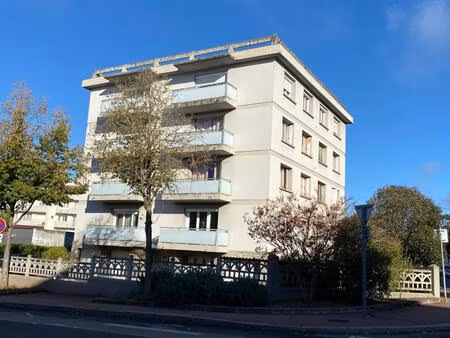 location appartement 4 pièces 79m² decines charpieu 69150