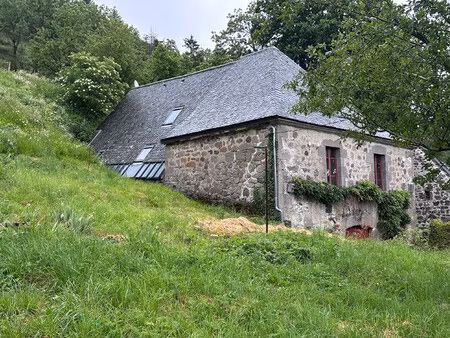 ancien corps de ferme rénové - 155m2 - 4 chambres -sous-sol co