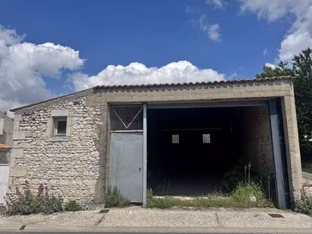 grange de 113 m² au sol