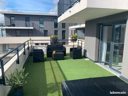 appartement centre-ville  50 m²  avec terrasse 32m² et box fermé – meublé – quartier très 