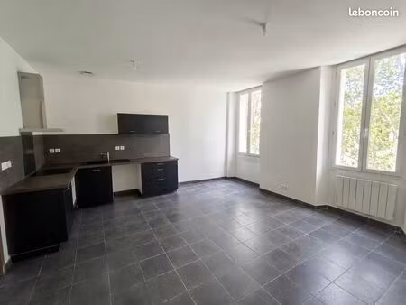 appartement t3 draguignan 62m2