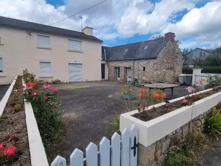 maison meublée renovée avec jardin à plourivo