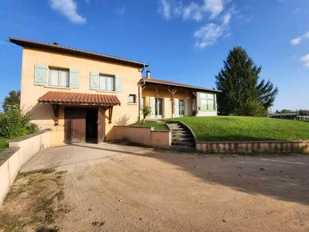 location maison 5 pièces 152m² neuville les dames 01400