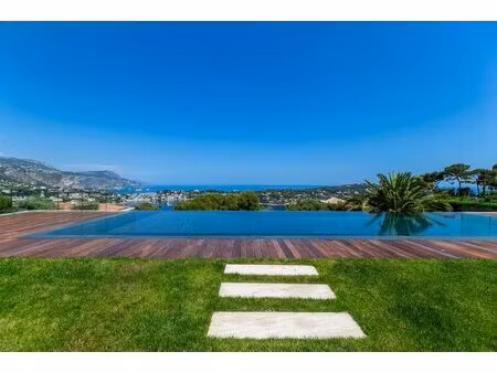 nice mont boron  exceptionnelle villa contemporaine avec vue mer féérique  piscine à...