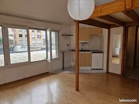 quartier vauban catho studio avec mezzanine