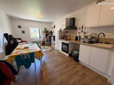 grand t3 meublé de 60 m² – lumineux – centre-ville de mazamet
