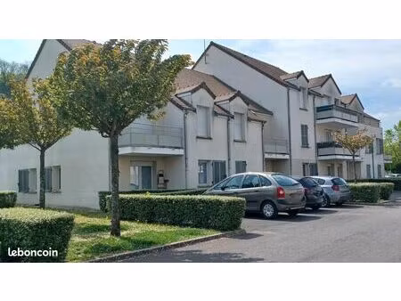appartement · 3 pièces · 65m² . cuisine aménagée