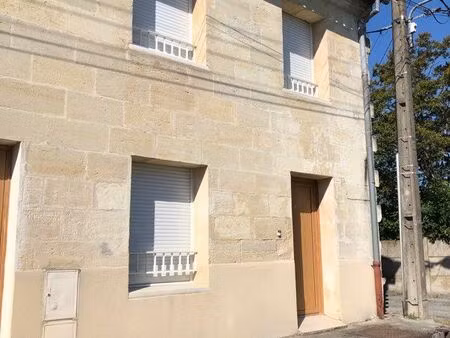 à louer appartement t3 + garage. disponible immédiatement