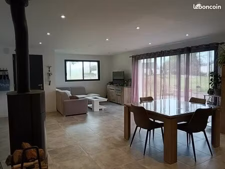 location maison de 112 m² à lanouée