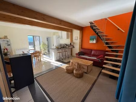 location maison yenne