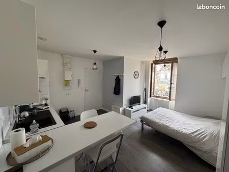studio meublé