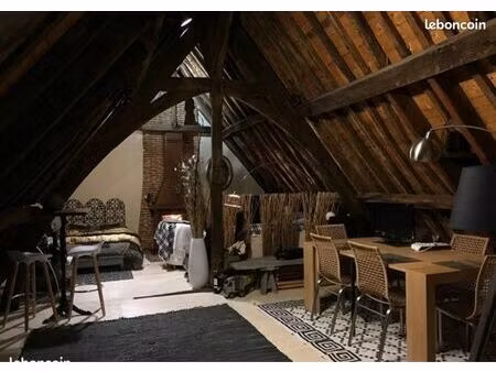 appartement indépendant ttc dans manoir  calme et spacieux