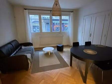 appartement 3 pièces 64 m²