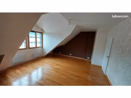 appartement 2pieces montlebon 48m2