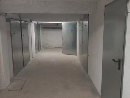 box garage
