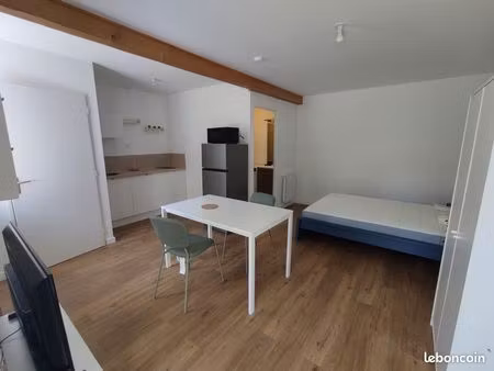 à louer – studio de standing meublé – quartier calme proche universités