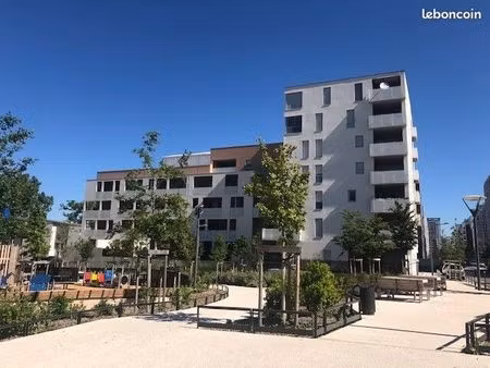 appartement 1 pièce 33 m²