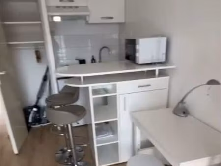studio meublé proche place bichon  inspe  centre ville angers